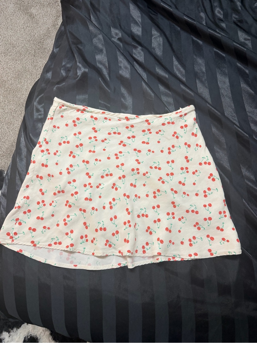 Zara Cream Mini Skirt with Red Cherry Print